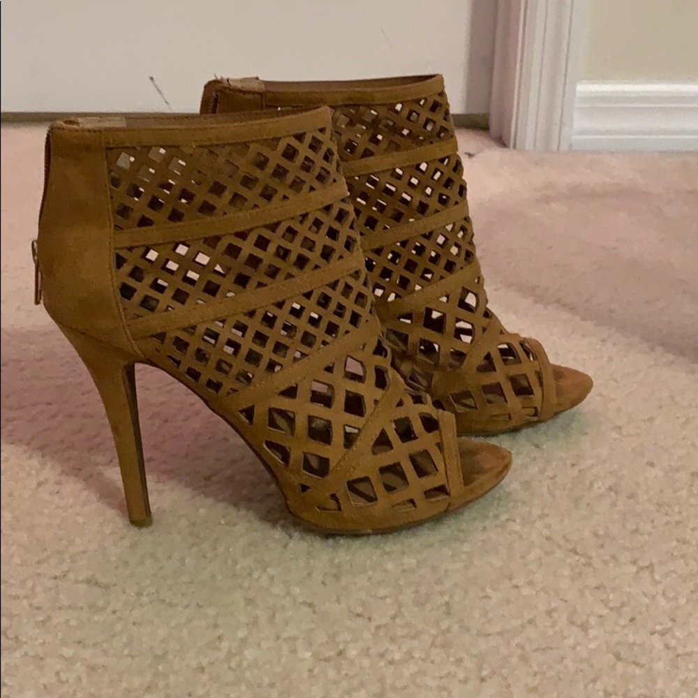 Light Brown geometric heels